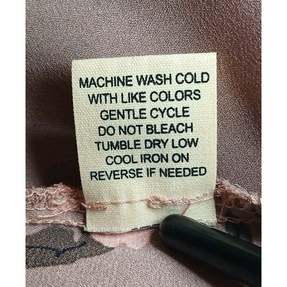 Liberty Love Floral Print Blouse – Women’s XL – 3/4 Sleeve - Picture 7 of 7